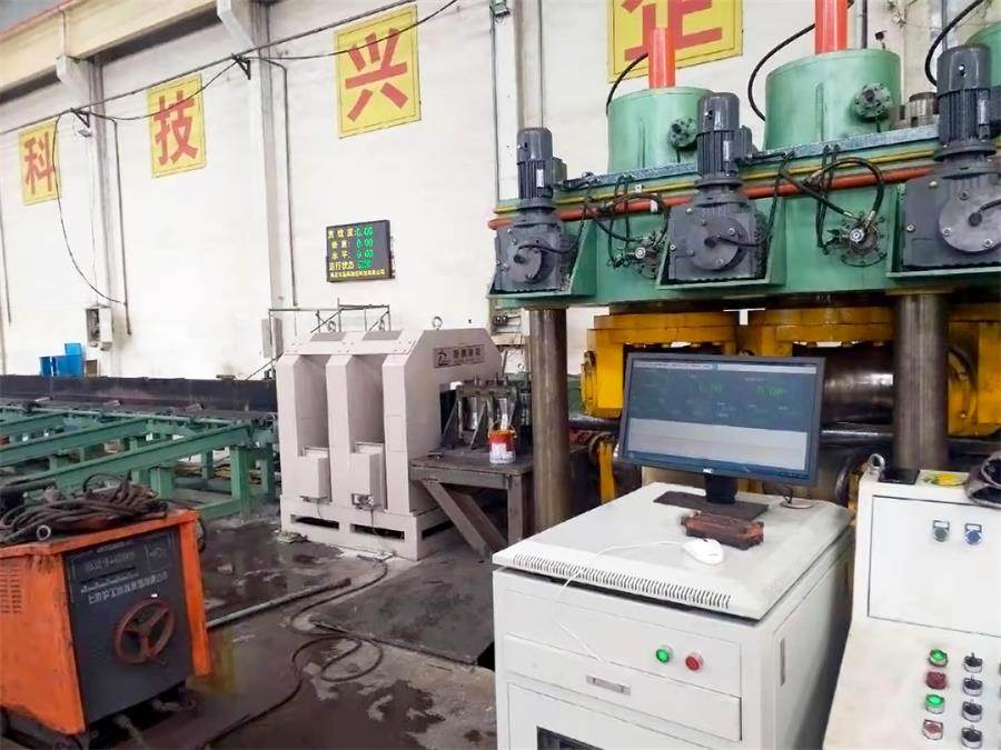 在矯直機(jī)前安裝在線直線度測(cè)量?jī)x有什么用？